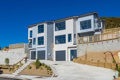 Photo of property in 9 Comber Place, Johnsonville, Wellington, 6037