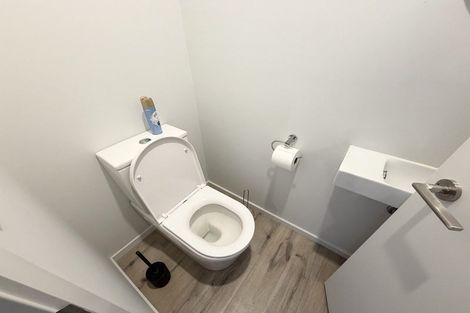 Photo of property in 2/43 Dickens Street, Addington, Christchurch, 8024