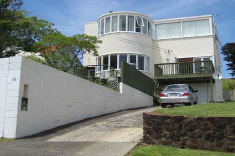 Photo of property in 35 Taylor Road, Mangere Bridge, Auckland, 2022