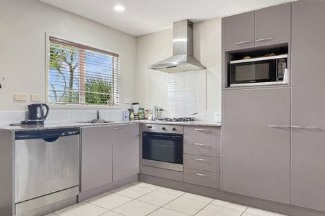 Photo of property in 8/18 Alicante Avenue, Hillpark, Auckland, 2102
