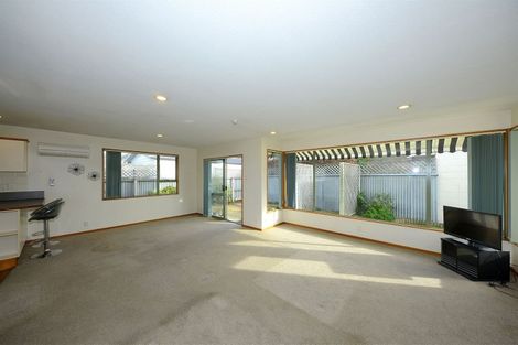 Photo of property in 2 Maryhill Avenue, Hoon Hay, Christchurch, 8025