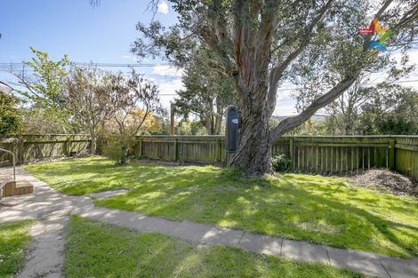 Photo of property in 188 Cambridge Terrace, Naenae, Lower Hutt, 5011