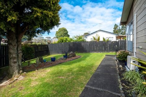 Photo of property in 4 Luanda Drive, Ranui, Auckland, 0612