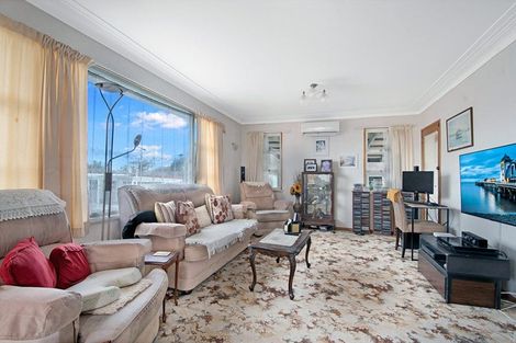 Photo of property in 85 Don Buck Road, Massey, Auckland, 0614