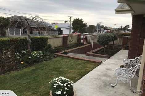 Photo of property in 216 Bower Avenue, North New Brighton, Christchurch, 8083