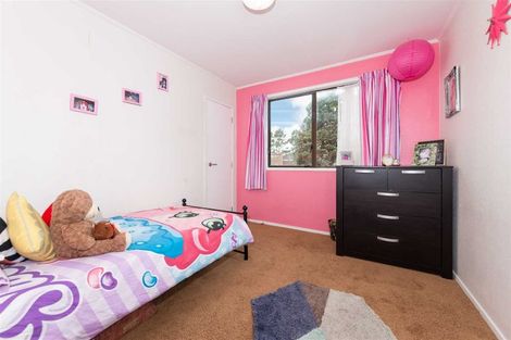 Photo of property in 23 Armada Drive, Ranui, Auckland, 0612