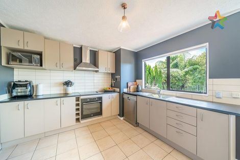 Photo of property in 263 Major Drive, Kelson, Lower Hutt, 5010