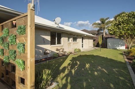 Photo of property in 20 Falcon Drive, Welcome Bay, Tauranga, 3112