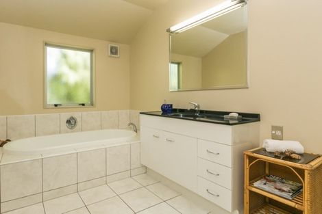 Photo of property in 130a Priestley Terrace, Bluff Hill, Napier, 4110