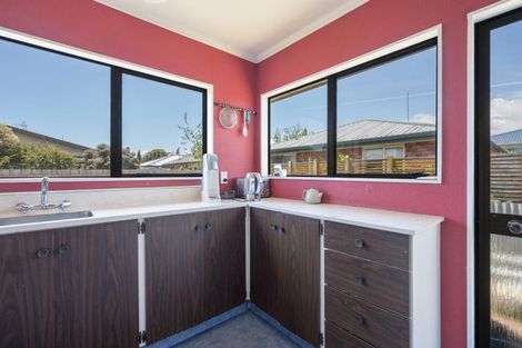 Photo of property in 2/116 Parkers Road, Tahunanui, Nelson, 7011