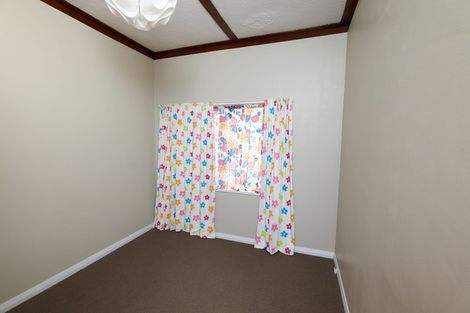 Photo of property in 40 Derwent Street, Island Bay, Wellington, 6023