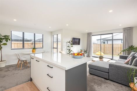 Photo of property in 21 Te Pakiaka Road, Pegasus, 7612