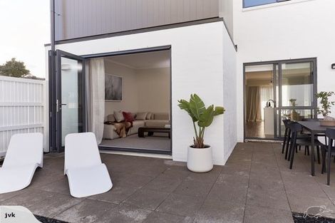 Photo of property in 26 Komanawa Lane, Mount Wellington, Auckland, 1062
