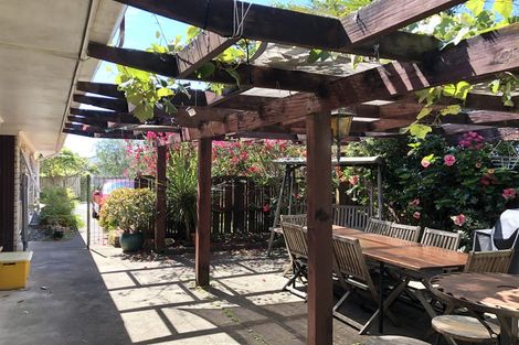 Photo of property in 19 Cascades Road, Pakuranga Heights, Auckland, 2010