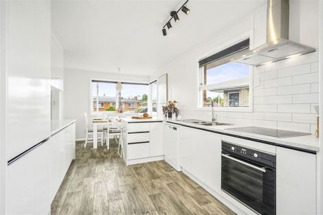 Photo of property in 6 Thornton Place, Melville, Hamilton, 3206