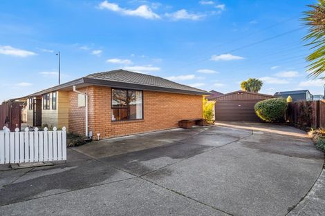 Photo of property in 1/18 Dumfries Drive, Hei Hei, Christchurch, 8042