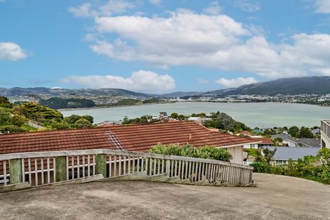 Photo of property in 10 Finn Place, Titahi Bay, Porirua, 5022