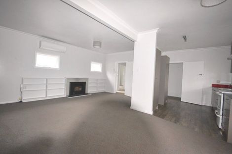 Photo of property in 147 Bartholomew Road, Levin, 5510