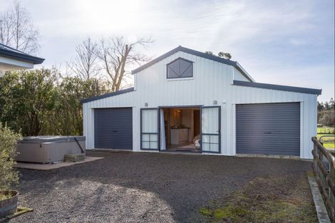Photo of property in 15 Campbell Drive, Martinborough, 5711