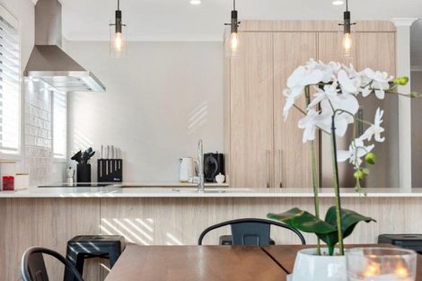 Photo of property in 48 Hills View Drive, Papamoa, 3118