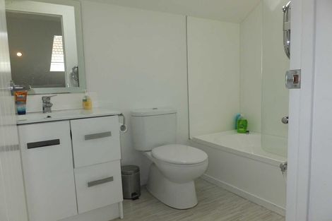 Photo of property in 17 Antrim Street, Sydenham, Christchurch, 8023