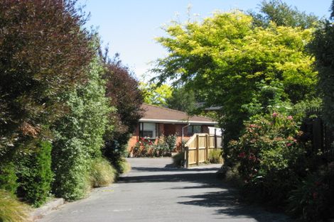 Photo of property in 8b Briar Place, Avonhead, Christchurch, 8042