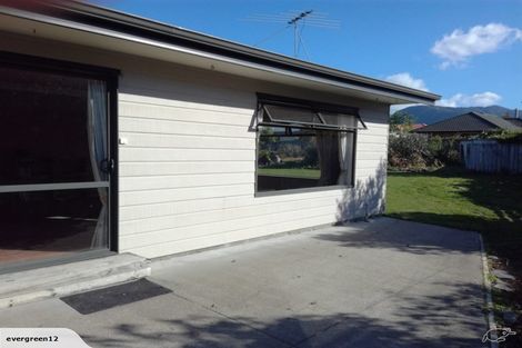 Photo of property in 8a Huia Street, Waikawa, Picton, 7220