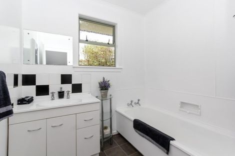 Photo of property in 72 David Street, Lynmouth, New Plymouth, 4310
