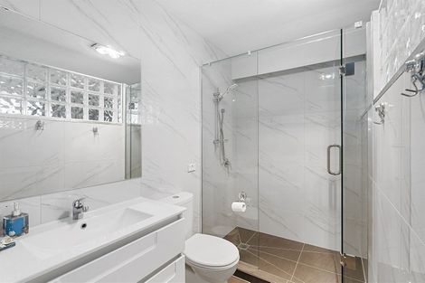 Photo of property in 314 Yaldhurst Road, Avonhead, Christchurch, 8042