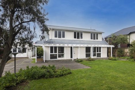 Photo of property in 32 Hawthorne Street, Strowan, Christchurch, 8052