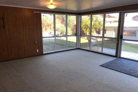 Photo of property in 16 Grant Street, Havelock North, 4130