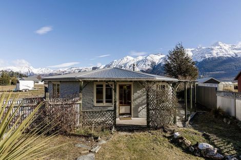 Photo of property in 35 Oban Street, Glenorchy, 9372
