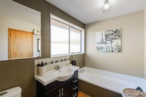 Photo of property in 9 Heriott Close, Burwood, Christchurch, 8083