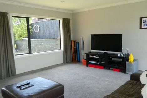 Photo of property in 123 Te Puia Drive, Aotea, Porirua, 5024
