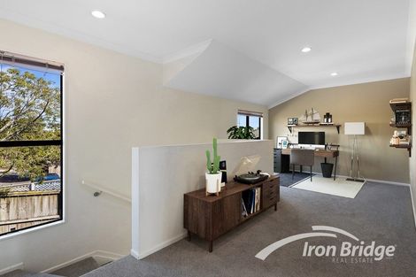 Photo of property in 21 Manu Place, Pinehill, Auckland, 0632