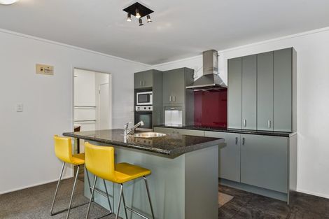 Photo of property in 2 Iles Road, Lynmore, Rotorua, 3010