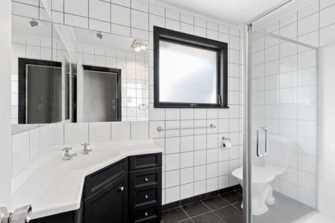 Photo of property in 4 Carisbrooke Street, Aranui, Christchurch, 8061