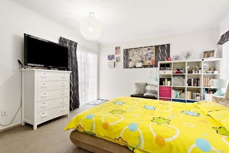 Photo of property in 22 Keri Vista Rise, Papakura, 2110