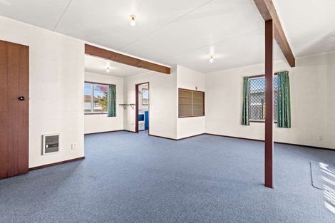 Photo of property in 3 Sequoia Crescent, Owhata, Rotorua, 3010