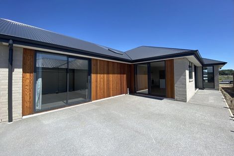 Photo of property in 71 Collier Drive, Halswell, Christchurch, 8025