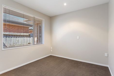 Photo of property in 3/44 Sawyers Arms Road, Northcote, Christchurch, 8052