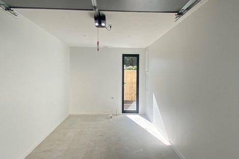 Photo of property in 2/55 Mathesons Road, Phillipstown, Christchurch, 8011