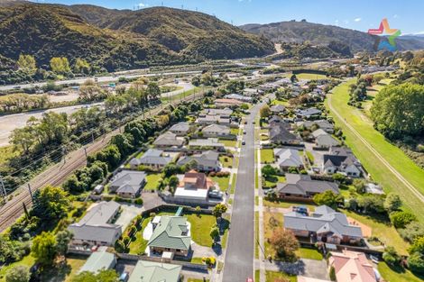 Photo of property in 36 Mary Huse Grove, Manor Park, Lower Hutt, 5019