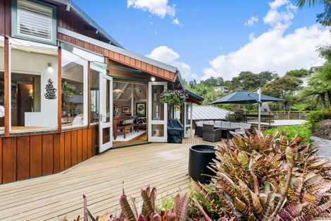 Photo of property in 50 Braemar Road, Castor Bay, Auckland, 0620