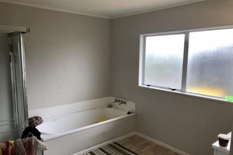 Photo of property in 3/27 Halsey Road, Manurewa, Auckland, 2102