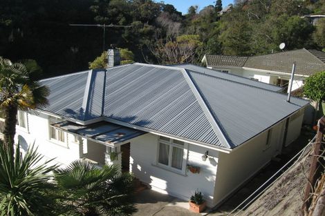 Photo of property in 12 Seapoint Road, Bluff Hill, Napier, 4110