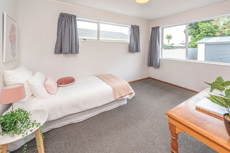 Photo of property in 43 Exeter Crescent, Springvale, Whanganui, 4501