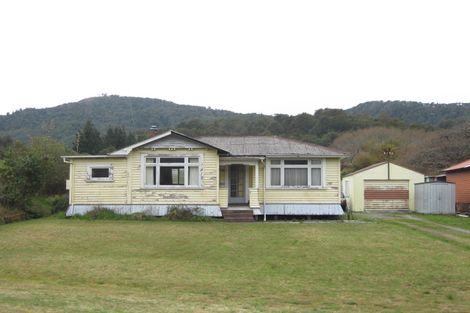 Photo of property in 28 Hall-jones Street, Runanga, 7803