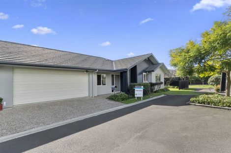 Photo of property in 10 Bridgewater Way, Pyes Pa, Tauranga, 3112