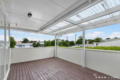 Photo of property in 120 Beaumonts Way, Manurewa, Auckland, 2102